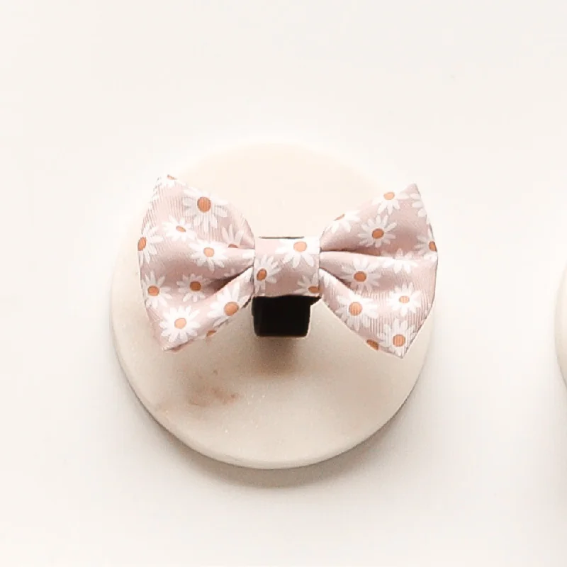 Daisy Chain Bow Tie